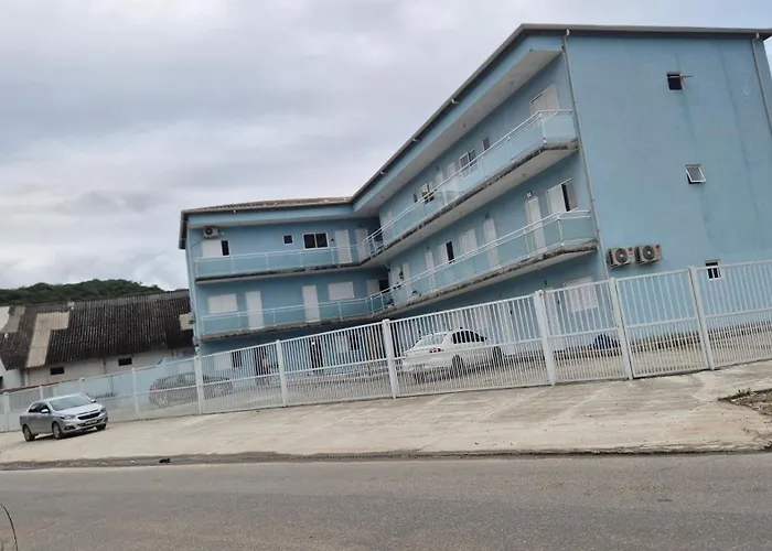 Apartamento Praia Da Maranduba Com Ar, Piscina E Churrasqueira Ubatuba